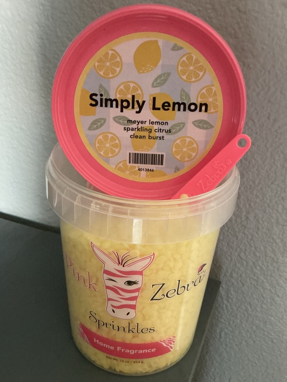 Simply Lemon Pink Zebra Wax Melts in a 4 oz blend bag